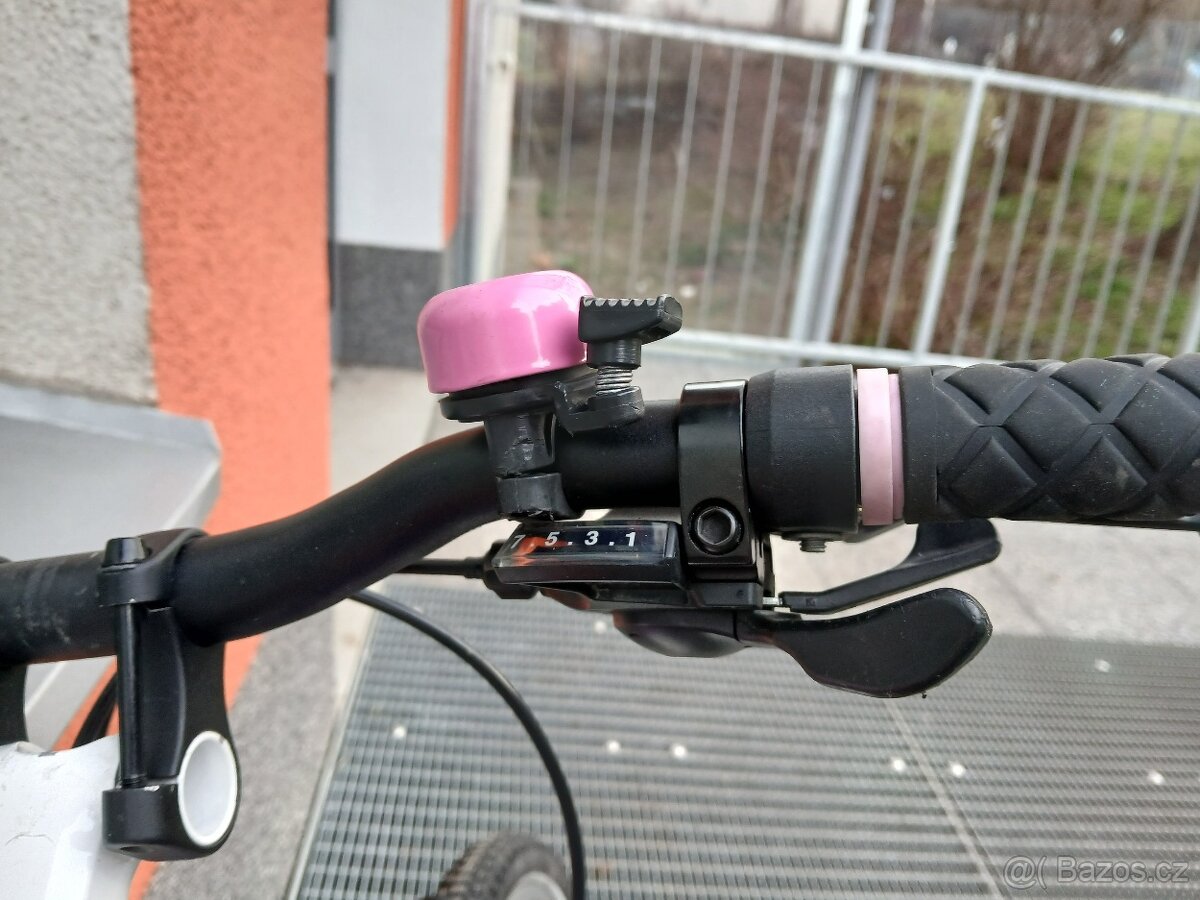 WOOM 4, PÁČKOVÉ ŘÁZENÍ - 7