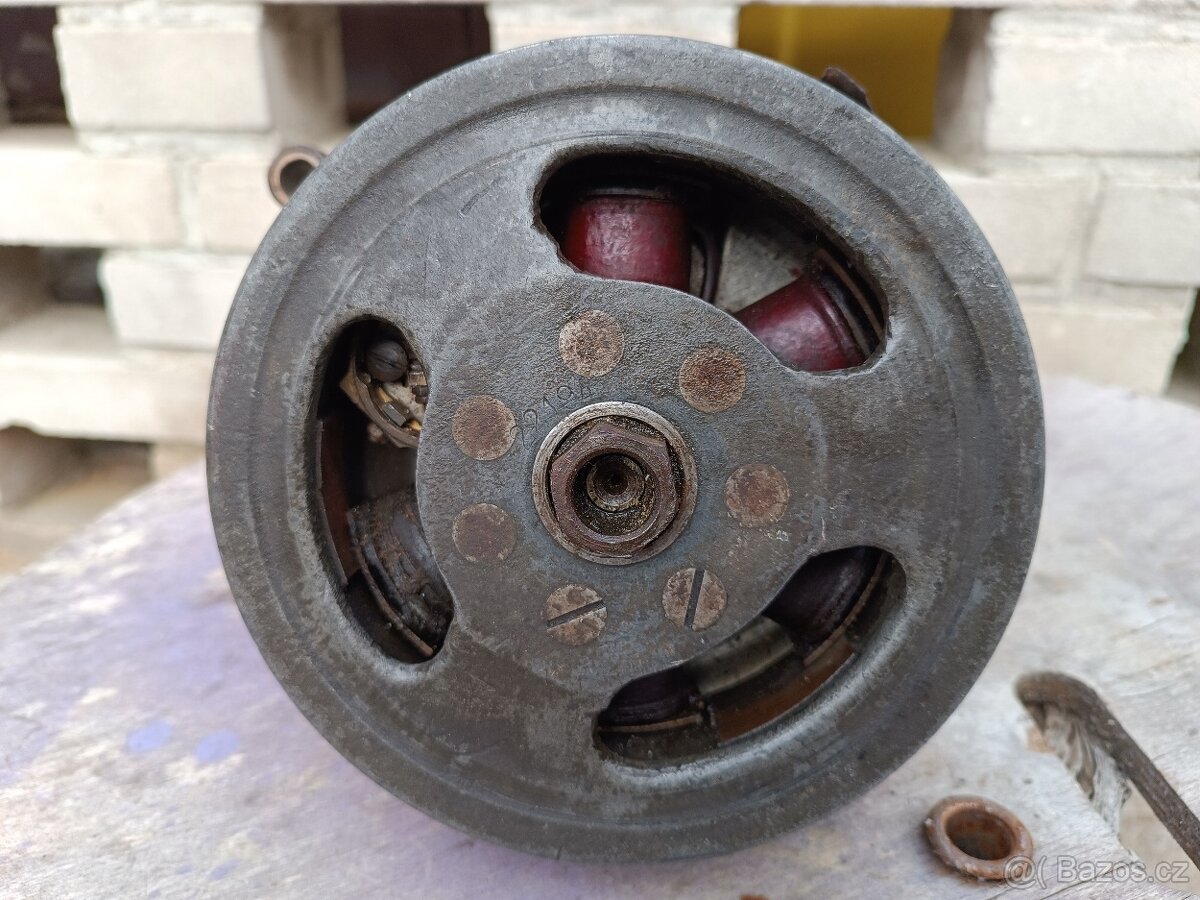 Jawa speciál - 7