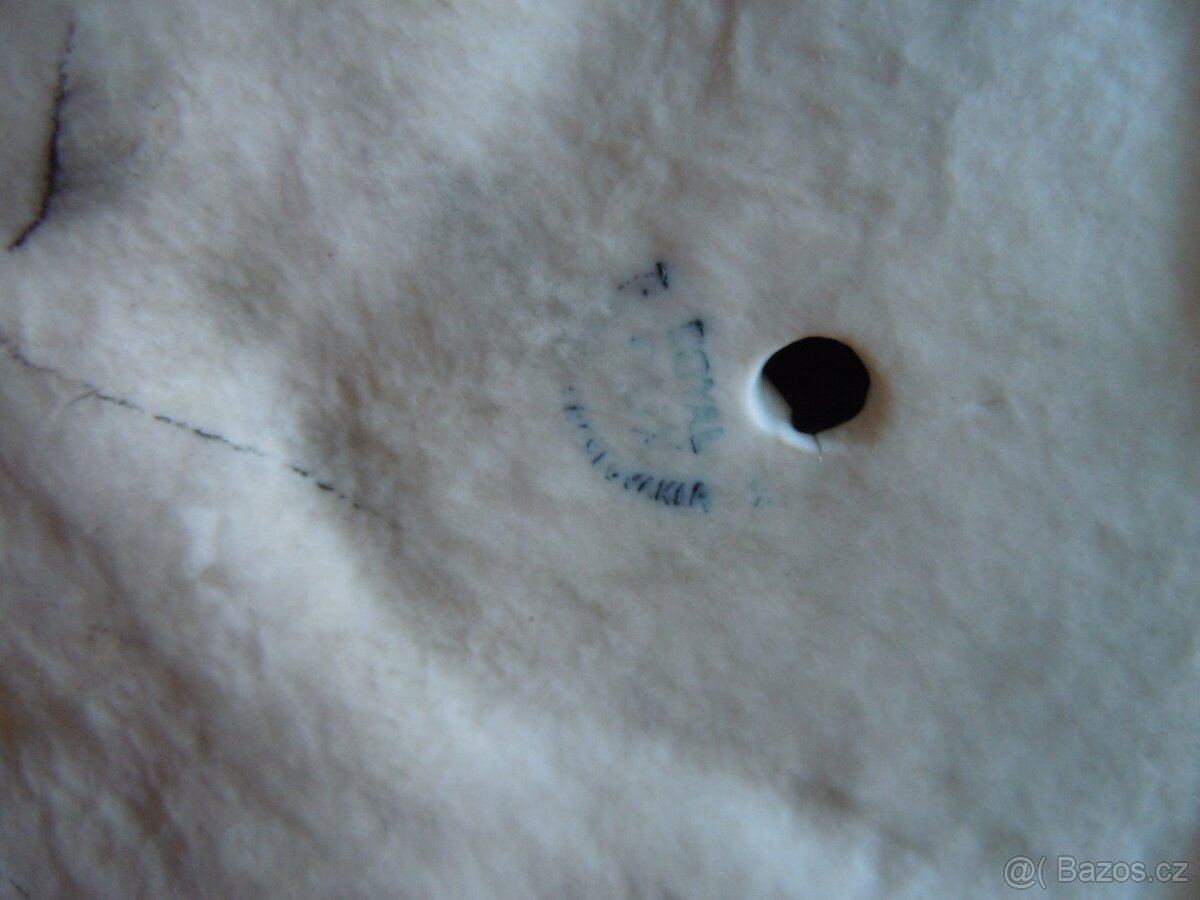 Lovecký pes Royal Dux - 7