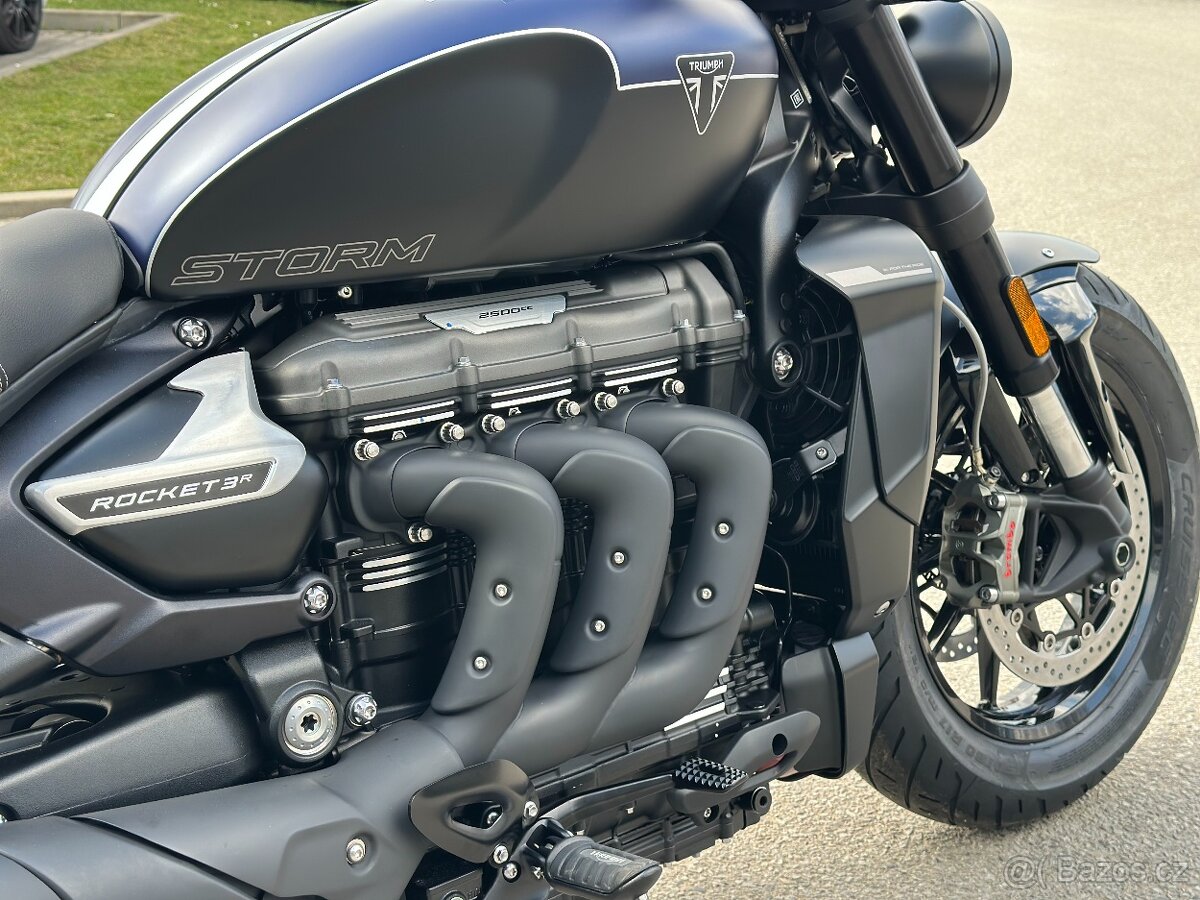 Nový Triumph Rocket 3 R STORM Sleva 50 000 + Quickshifter - 7