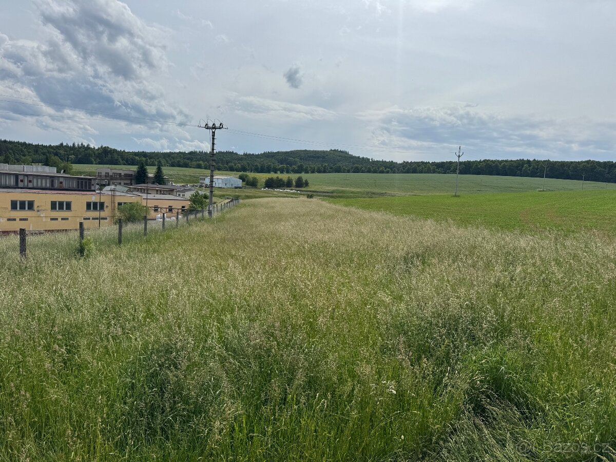 Prodám pozemek v obci ZBIROH - 7