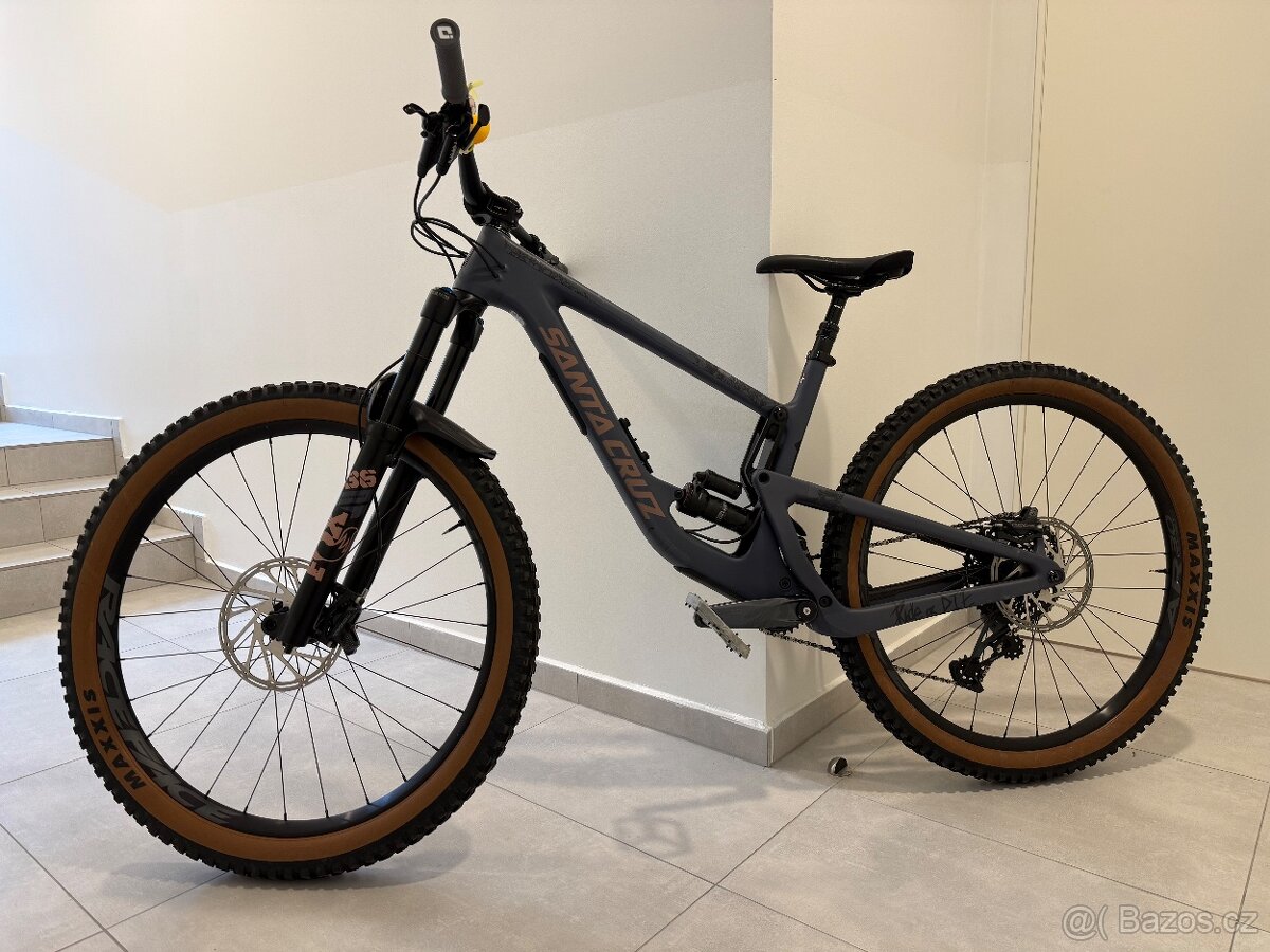 Santa cruz Megatower L - 7