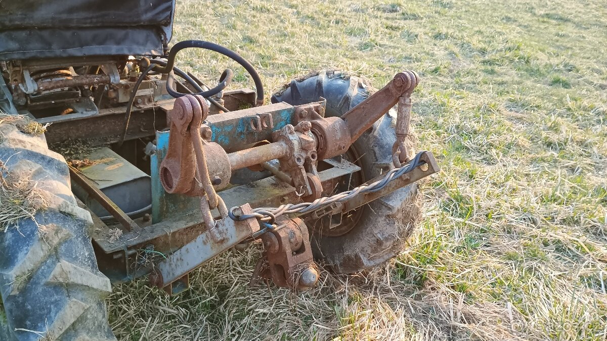 MALOTRAKTOR, DOMADĚL - 7