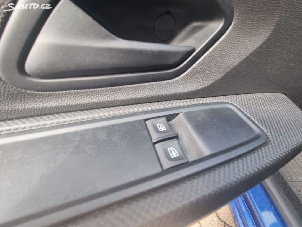 Dacia Sandero, Essential TCe 90 - 7