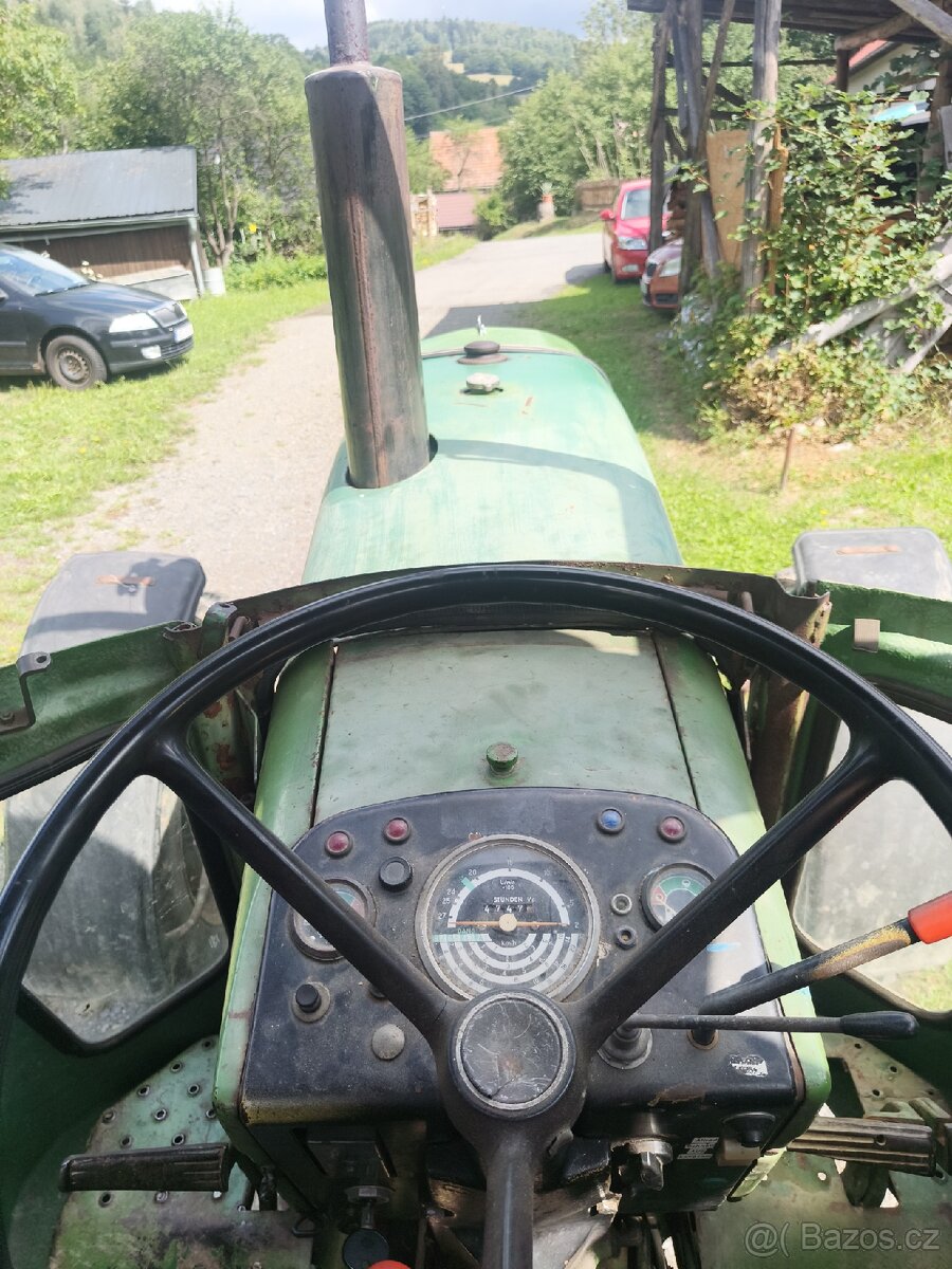 Traktor John Deere 2130 4×4 - 7