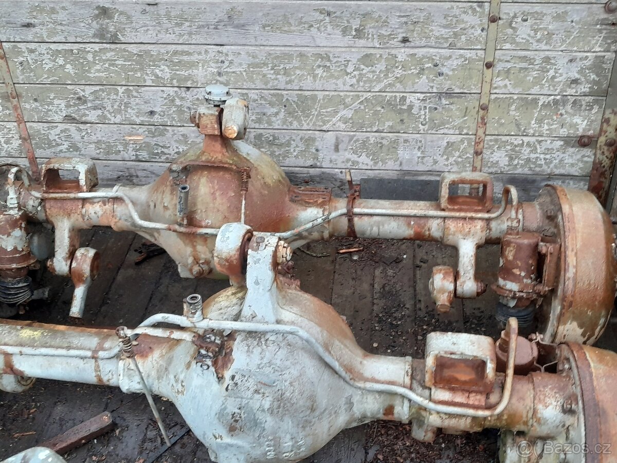 Praga V3S nápravy - 7