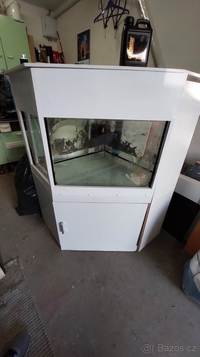 Prodám rohové akvárium - 7