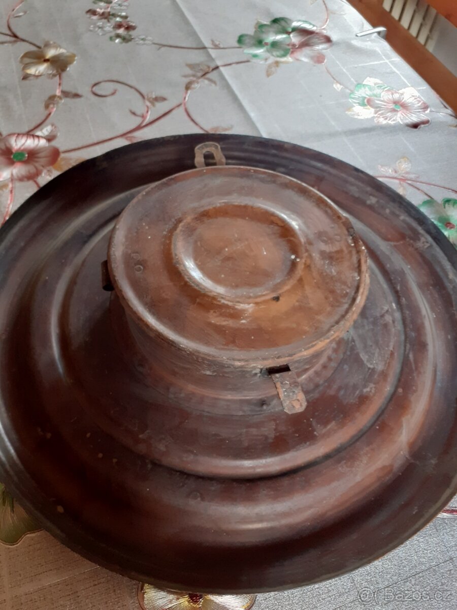 Retro plechové ,hranaté hodiny se sklem - 7