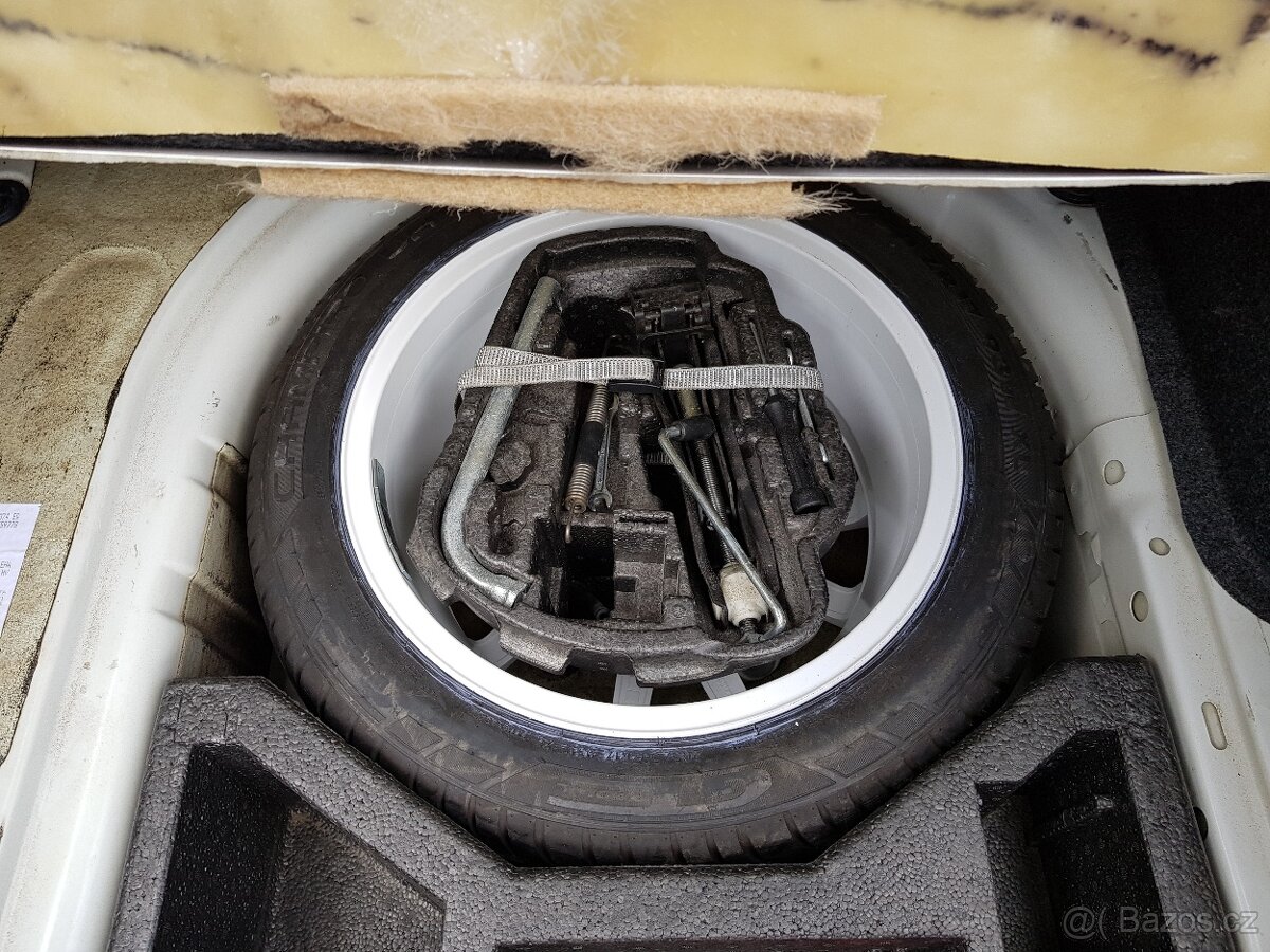 Škoda Octavia RS vRS Motorsport 100 limitka číslo 75 RHD - 7