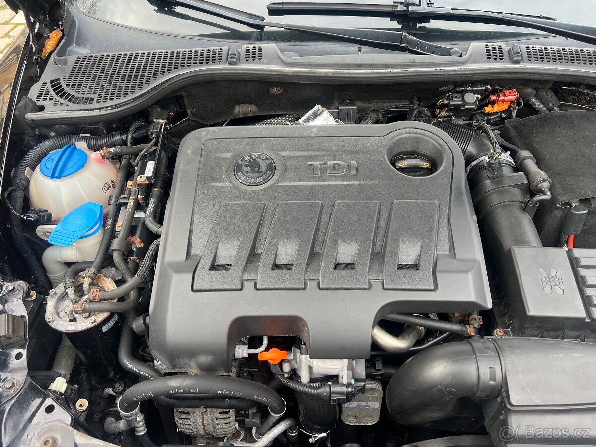 ŠKODA OCTAVIA 2.0TDI 103KW /FL/XENON/ŠÍBR/PDC/NAVI/ALCANTARA - 7