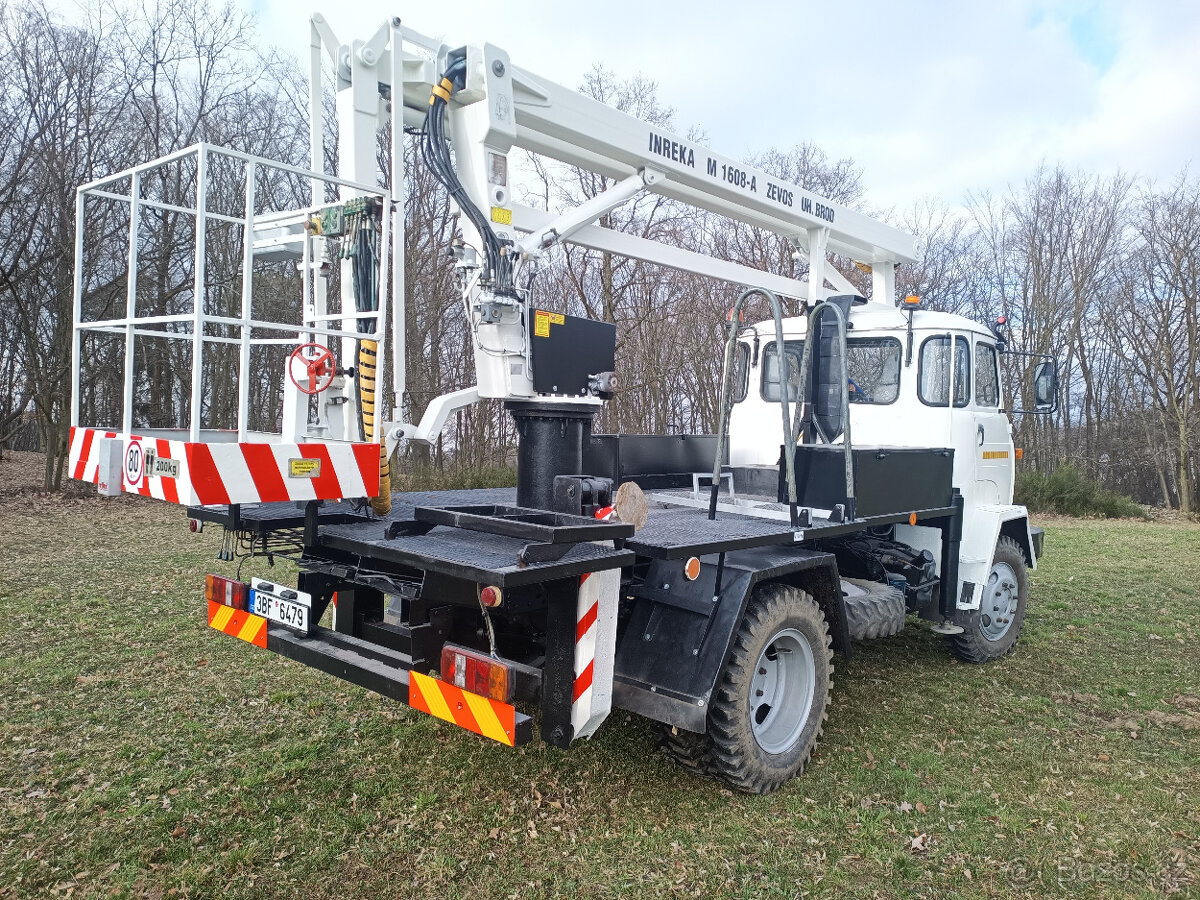 Prodám avia A31T 4x4 plošina 16m - 7