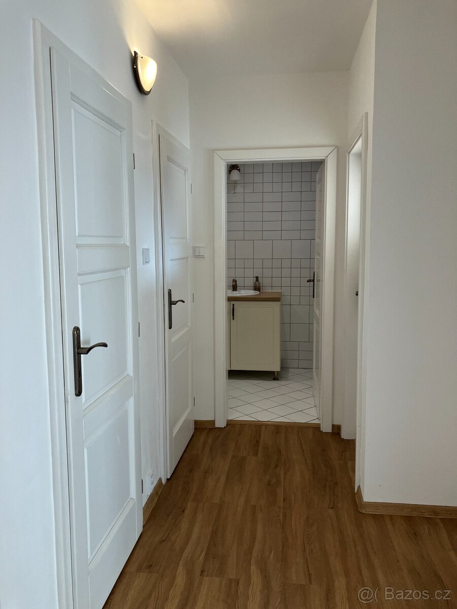 Byt 3+kk v centru Mostu - 7
