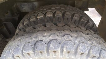 Kola z Tatra 815 11.00 R20 - 7
