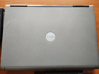 notebook Dell Latitude D620 + nový zdroj, 2x baterie - 7