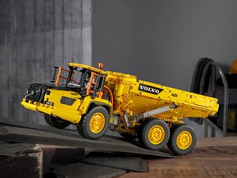 LEGO 42114 Technic 6x6 kloubový sklápěč Volvo - 7