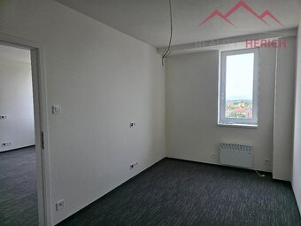 Pronájem bytu 3+kk, rekonstrukce, 65 m2, Žižkovo náměstí - A - 7