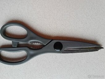 Sada zoubkových nožů, sekáček, nůžky - v bloku. - 7