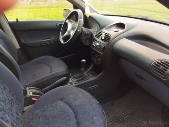 Peugeot 206 - 7