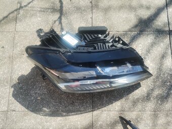 Peugeot 308 P5 t10 plast nárazníku - 7