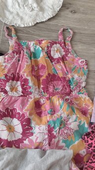 Mix věci pro holčičku vel.104 - 7