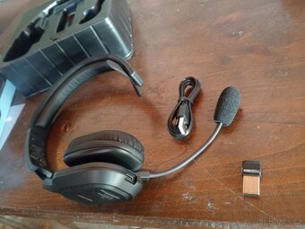 Bluetooth headset s mikrofonem. - 7