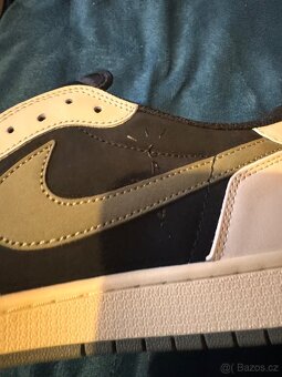 Travis Scott x Air Jordan 1 Low OG “Olive” - 7