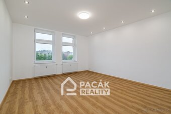 Prodej prostorného cihlového bytu 3+kk v nejžádanější lokali - 7