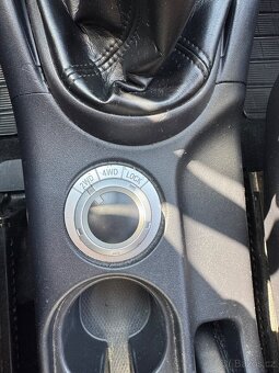 Peugeot 4007, 2,2HDi 115 kW, 4x4 - 7