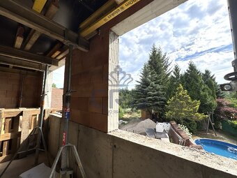 PRODEJ MEZONETOVÉHO BYTU 3+KK V OBCI ČESKÁ - 7