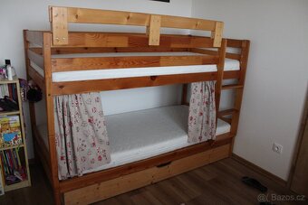 Patrová postel z masivu, palanda - 7