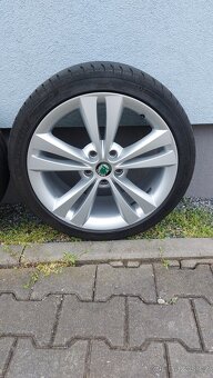 Alu kola 5x112 r18 Neptune originál Škoda Octavia II - 7