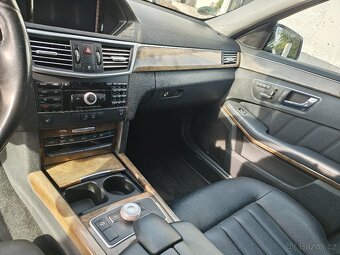 Mercedes-Benz E350 CGI - 7
