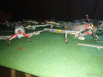 Sbírka hotových plastikových modelů - 7