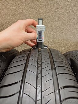 LETNÍ pneu Michelin/Kumho 185/60/r15 2+2ks - 7