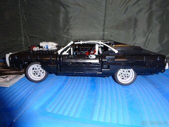 Lego Technic 42111 Domův Dodge Charger - 7