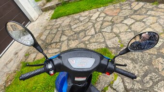 Prodám: Skutr Motorro GUGITA 4T 50ccm s helmou Cassida - 7
