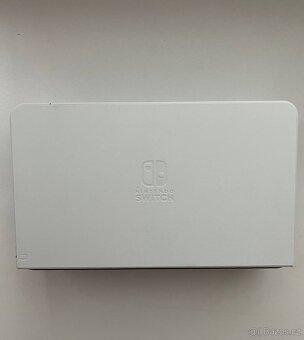 Nintendo Switch OLED + Pro Controller, Dock, pouzdro - 7