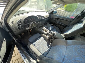 BMW e36 323i sedan veškeré díly - 7