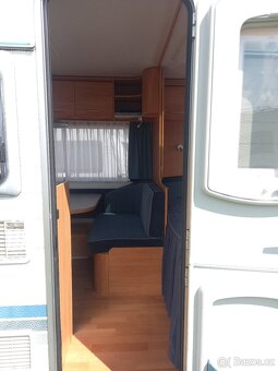 Prodám karavan ADRIA adora 552 PK,r.v 2006,váha 1125/1400/15 - 7