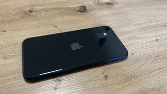 Apple iPhone 11 128GB, cena 2990Kč - 7