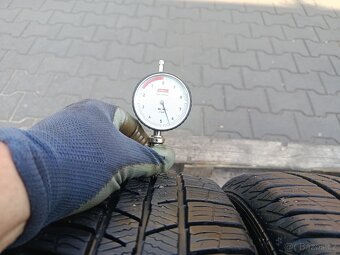 175/70/14 zimní pneu barum - 7