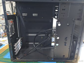 Počítačová skříň Fractal Design CORE 1100 - 7