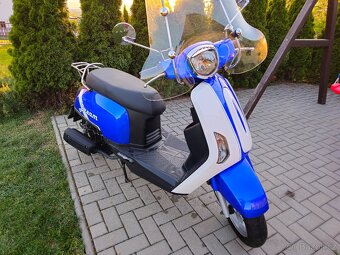 Prodám skútr ZNEN Dream 125 ccm – jako nový, pouze 997 km - 7