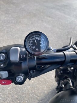 Triumph Bonneville Bobber Black 1200 - 7