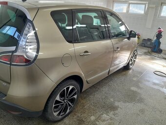 Renault Scénic 1,6 dCi 130 - 7