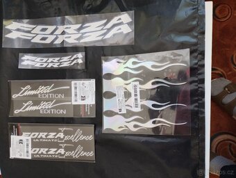 PRODÁM SADU LEPEK NA SKÚTR HONDA FORZA - 7