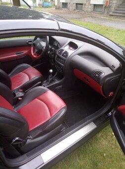 Peugeot 206cc 1.616v 80kw rok 7/2002 Platimum - 7