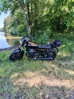 Moto guzzi v9 bobber - 7