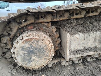 Pásový bagr JCB JS 240 - 7