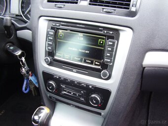 octavia 2.0tdi 103kw garážovaná pravidelný servis zachovalá - 7